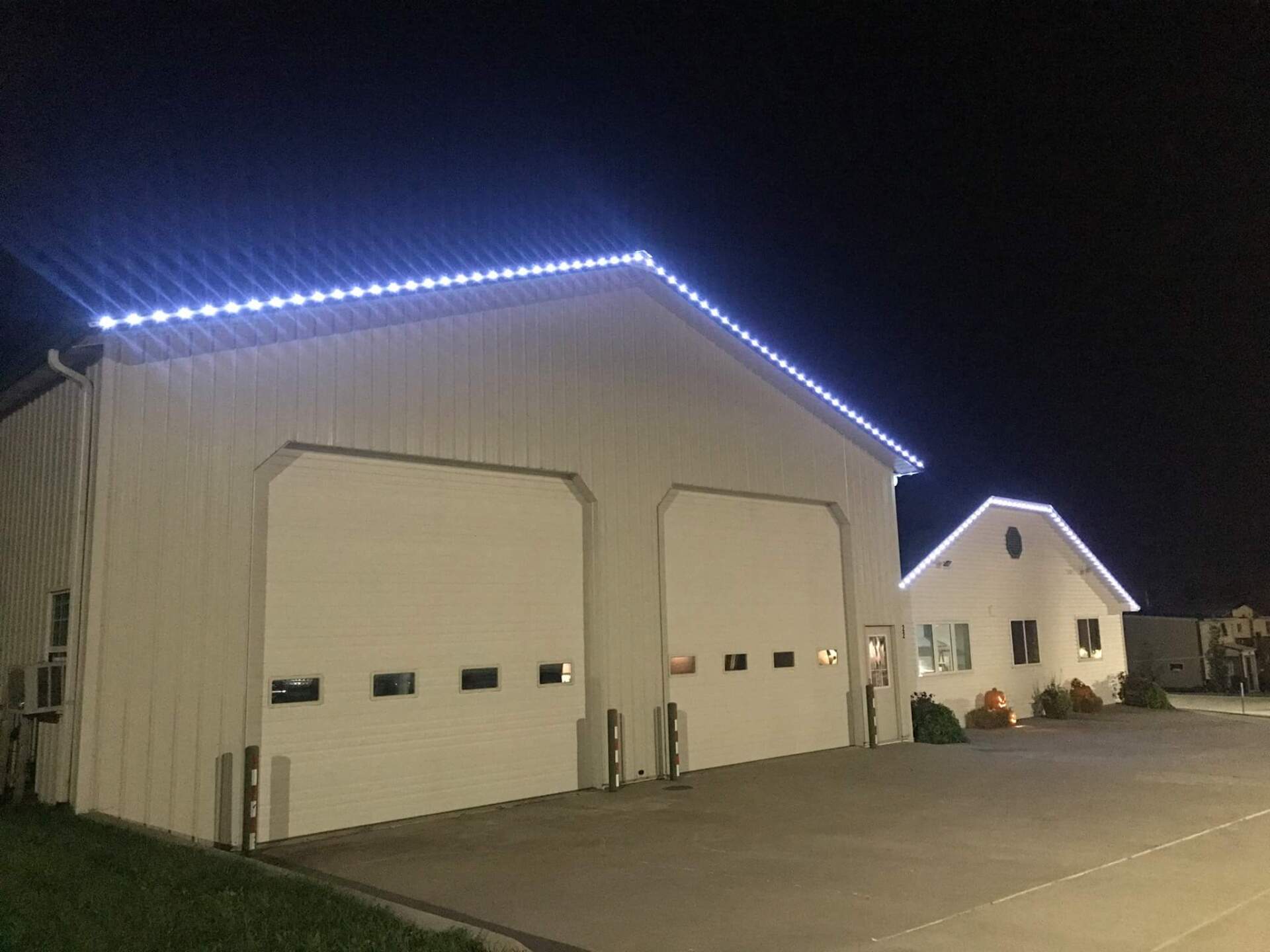 Outdoor Lighting | Roofline Lighting | Mapleton, IA