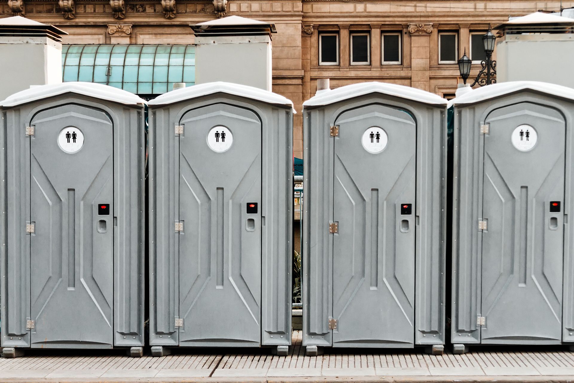 portable toilet rental