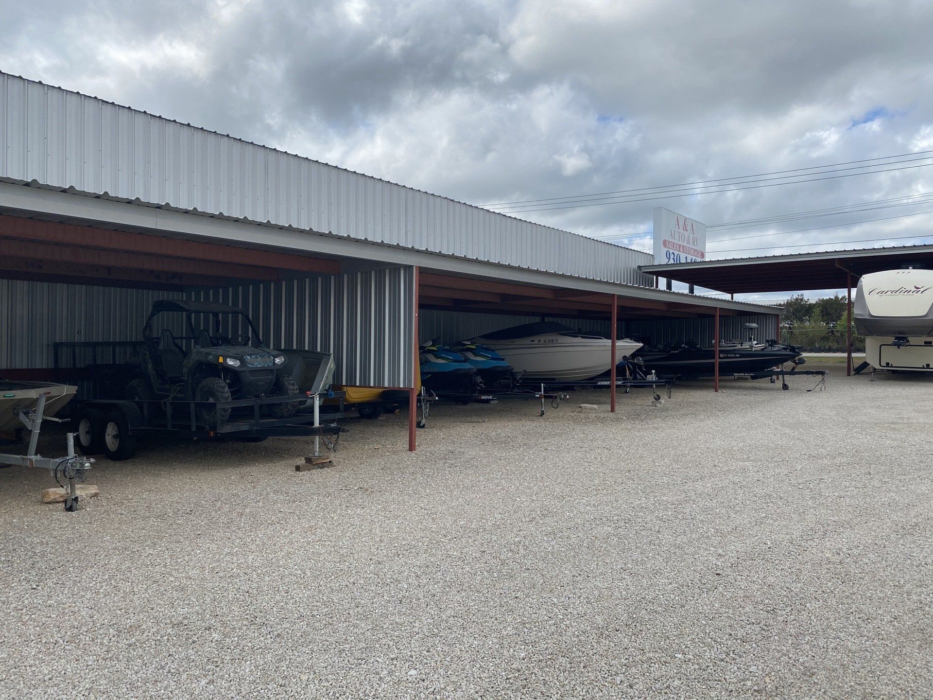 Convenient Auto and RV Storage