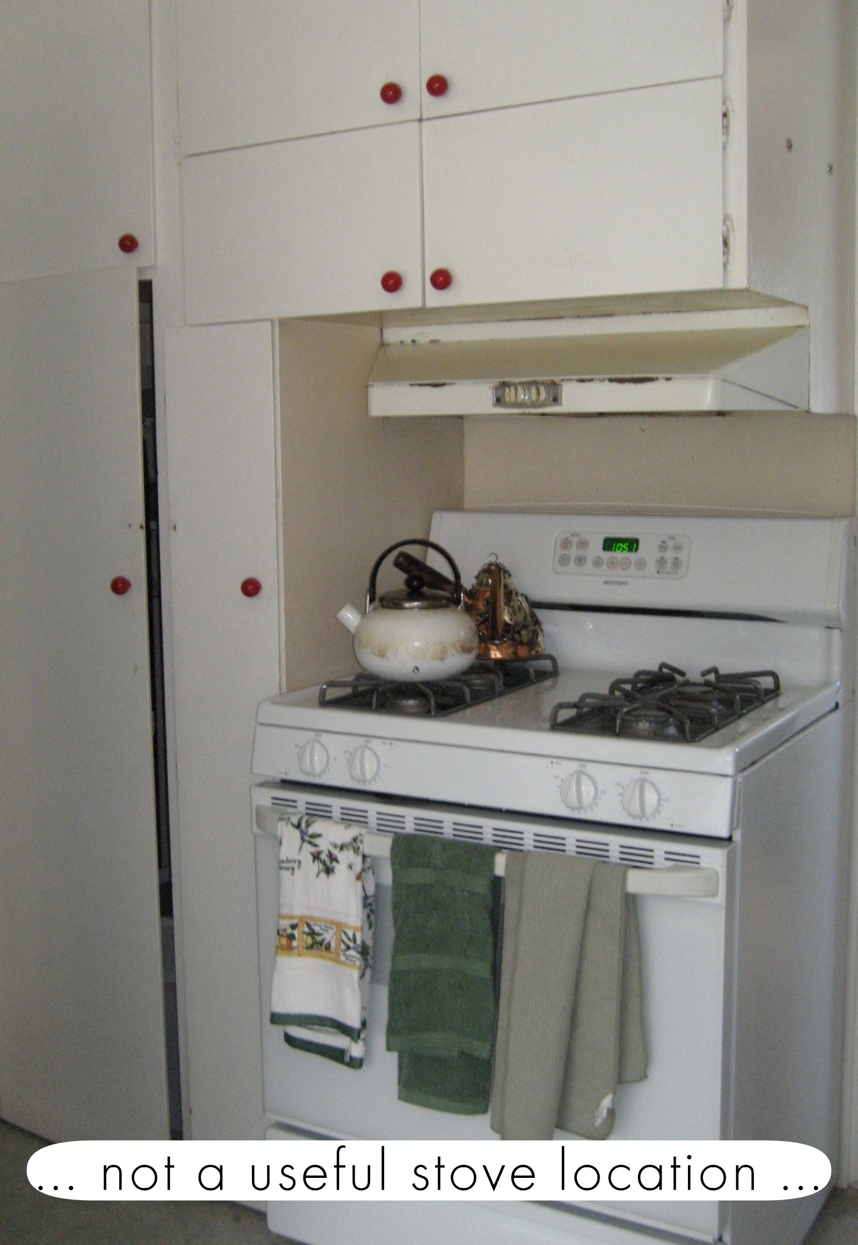 Before kitchen renovation