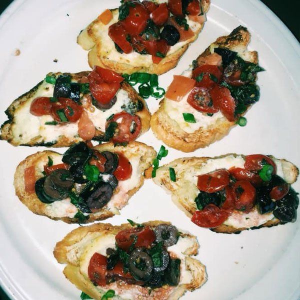 Bread with olives and tomatoes