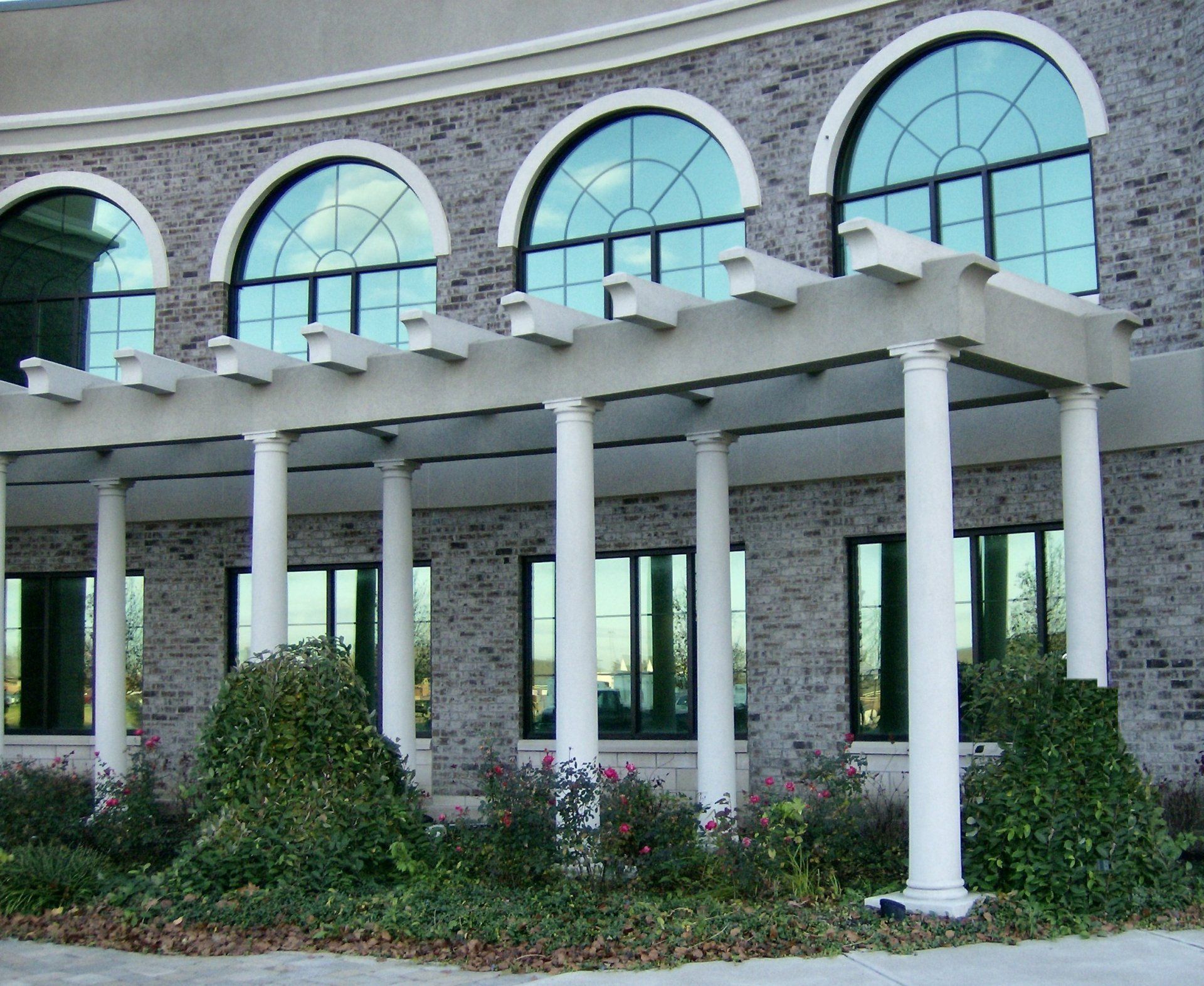 arch and columns