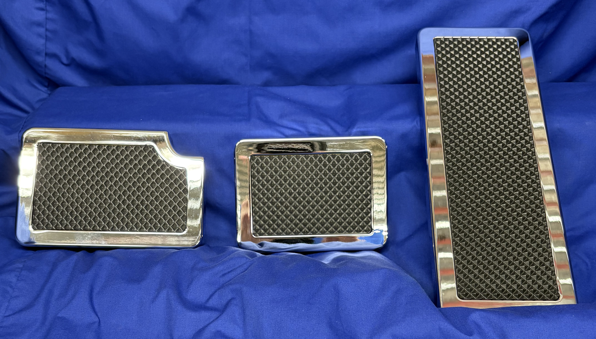 *NEW* Freightliner Pedal Sets