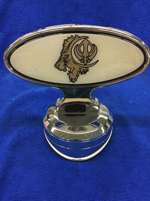 Hood pull with custom logo