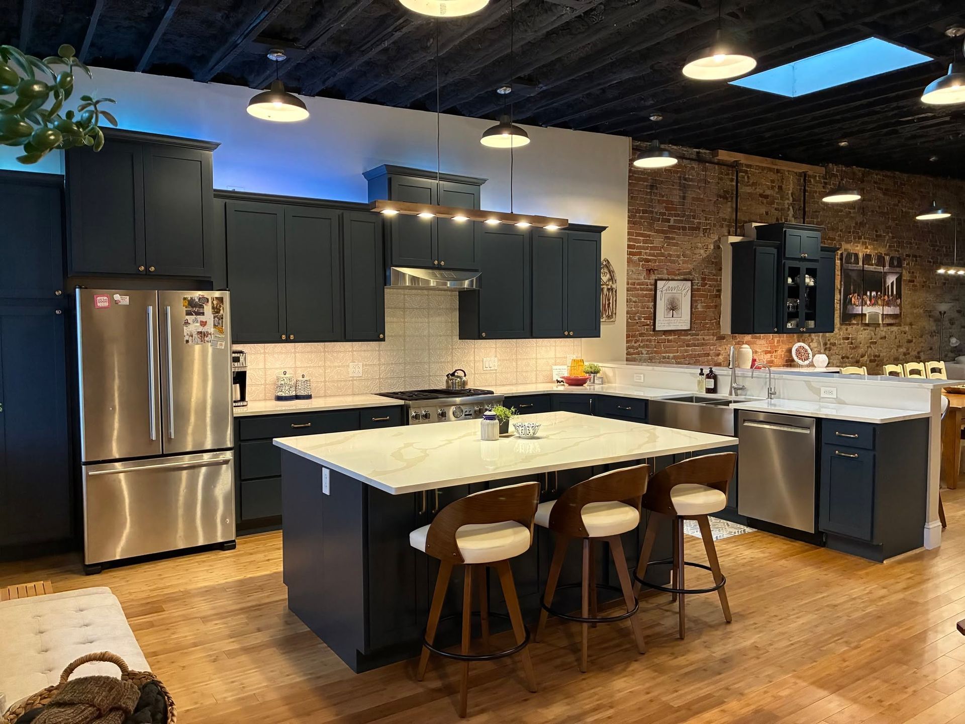quartz countertop contractors