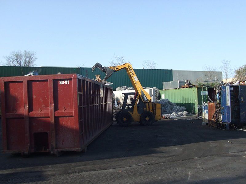 Crushing and Loading Sheet Iron