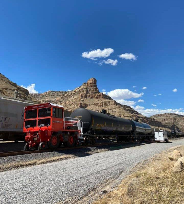 Transloading service on rail road