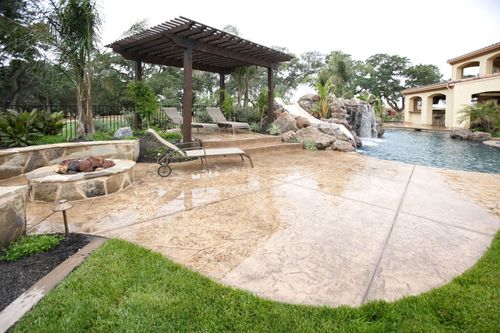 Quality Patio Covers & Seamless Rain Gutters