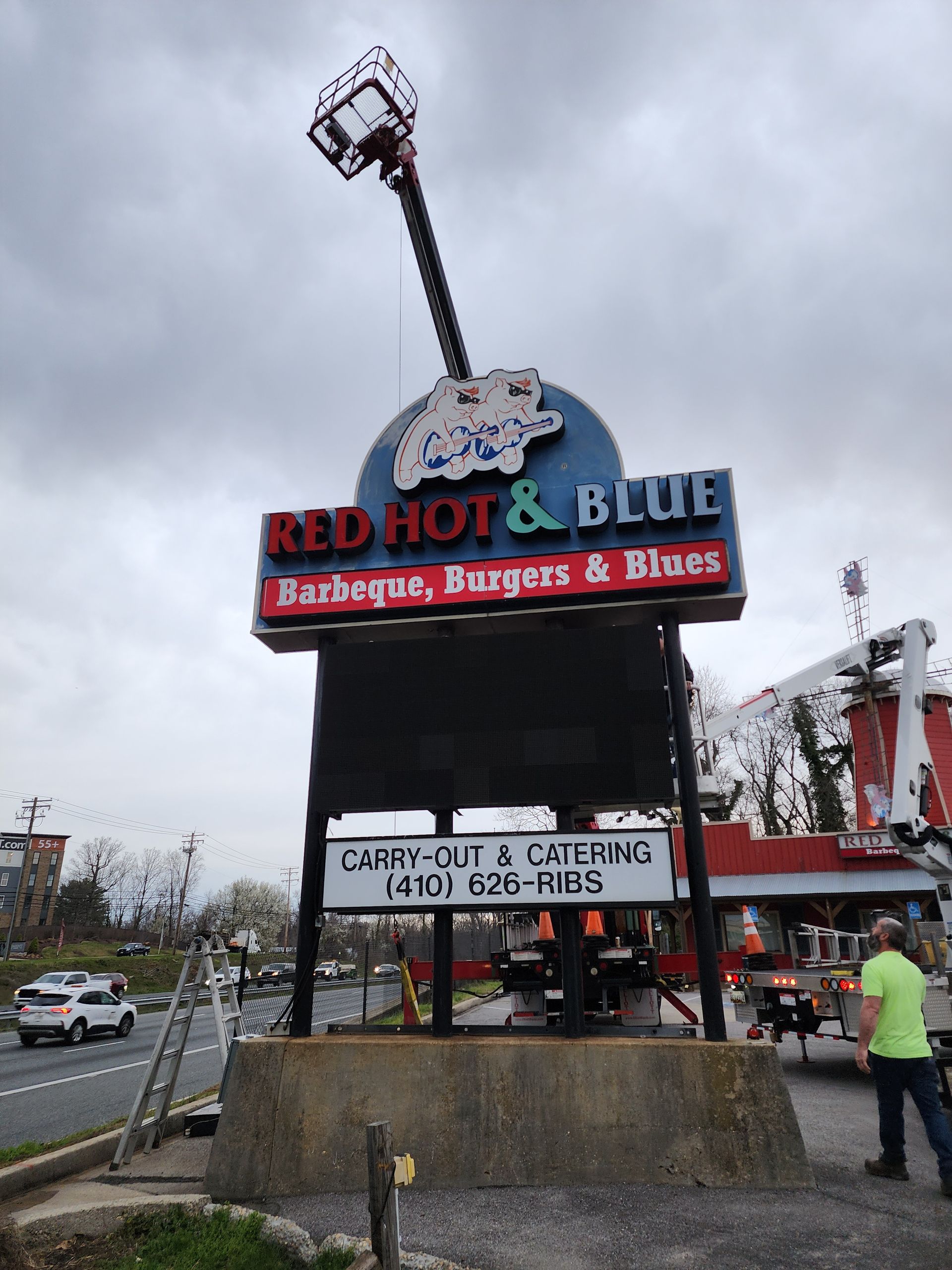 Red Hot & Blue storefront sign
