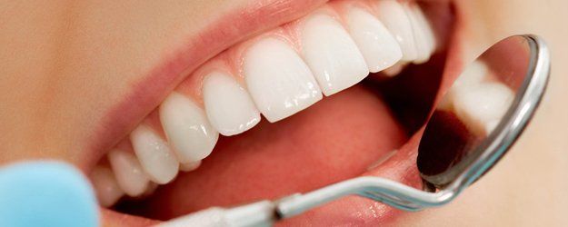 healthy teeth of a person