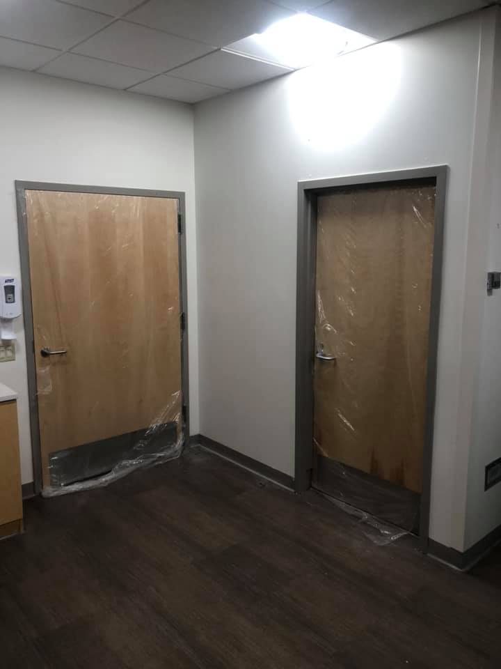 Commercial door