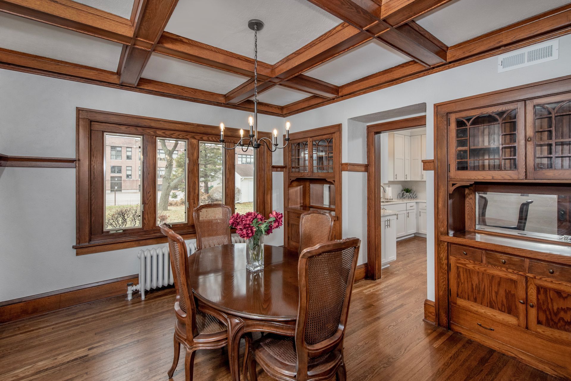 Traditional dining room with wooden ceiling beams