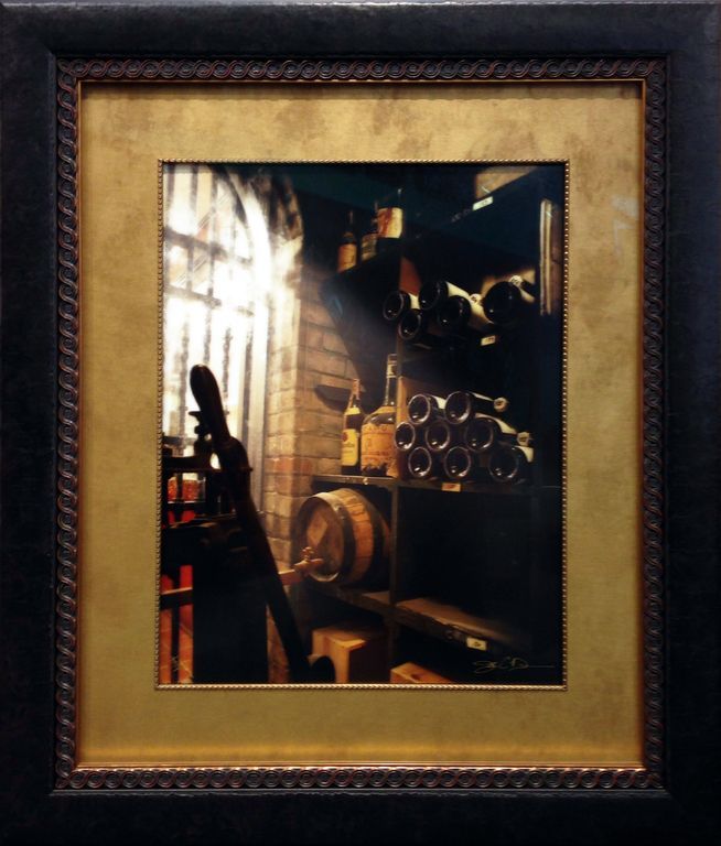Photo with variegated mat and gold fillet