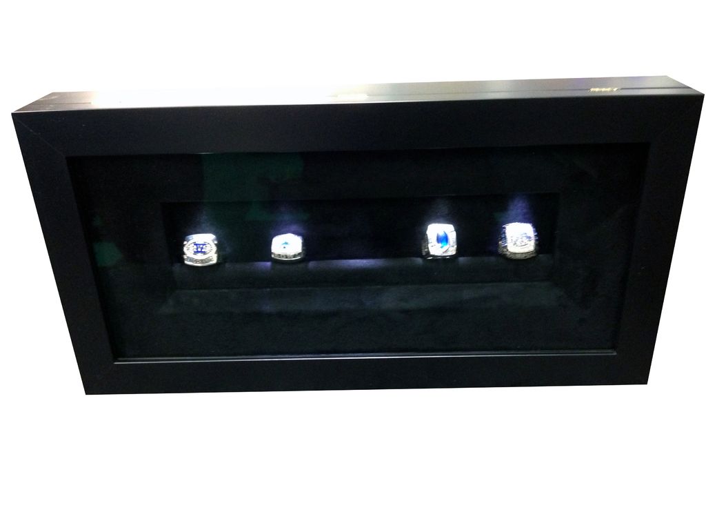Shadow box frame