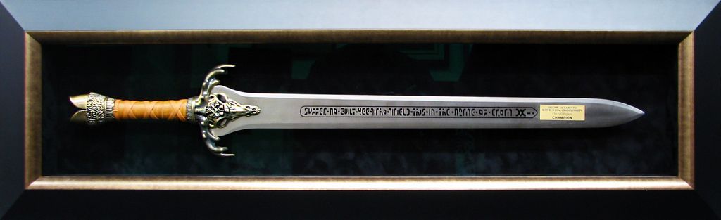 Shadow box frame
