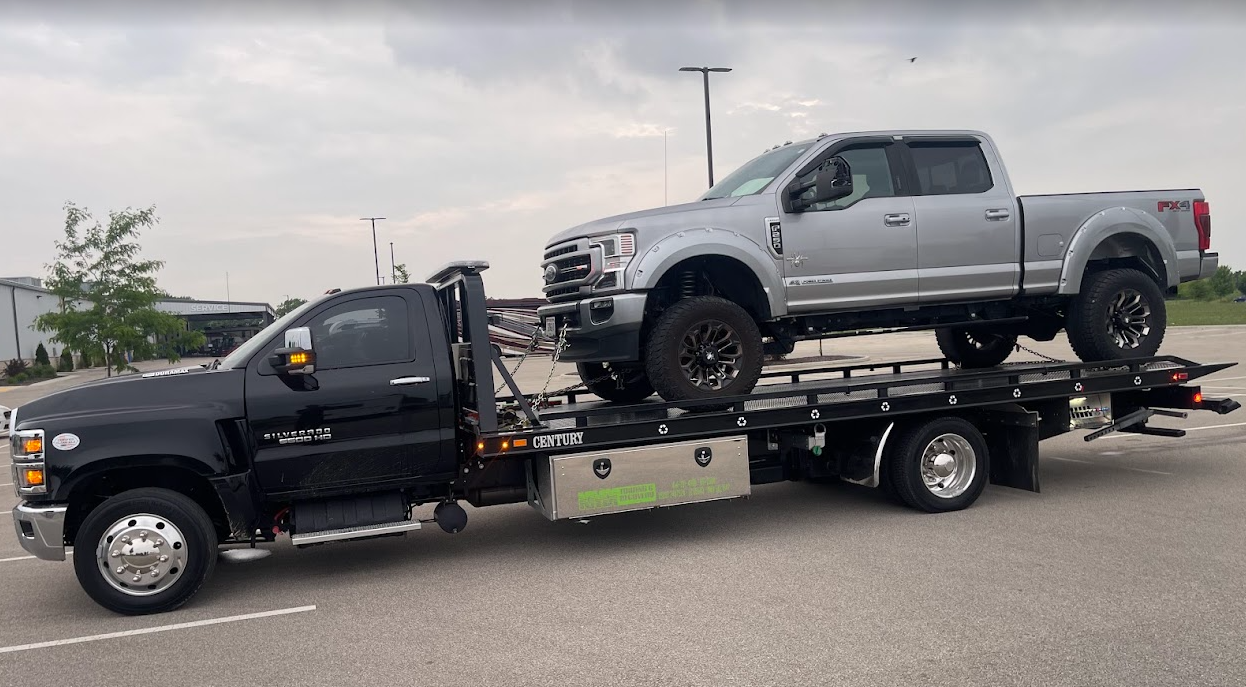 KMK Towing & Recovery logo