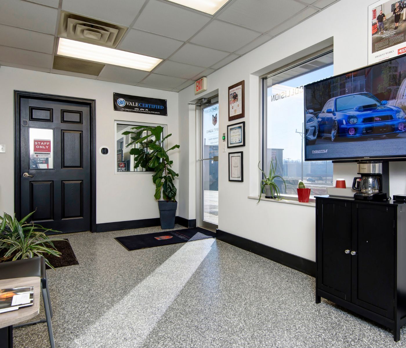 hm dent works office02