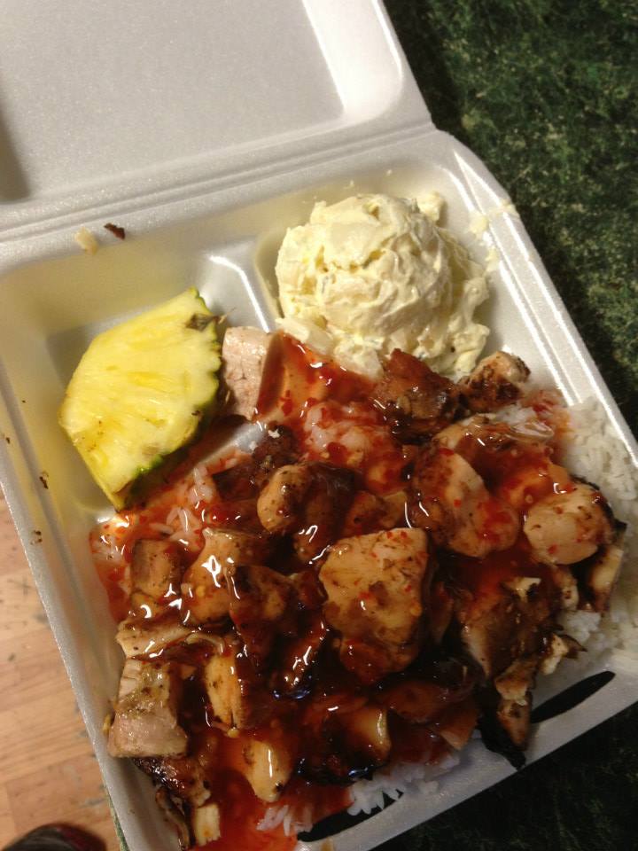 Food from Kona Café Hawaiian Barbeque and Catering