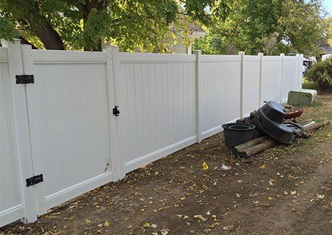 Vinyl fencing
