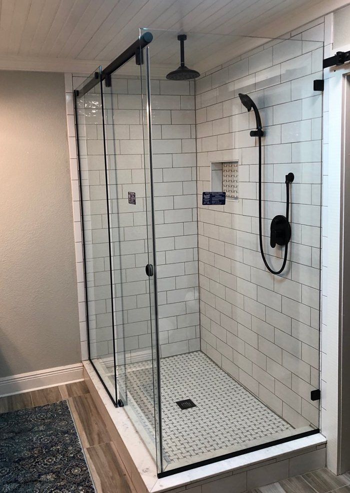 Framed shower door