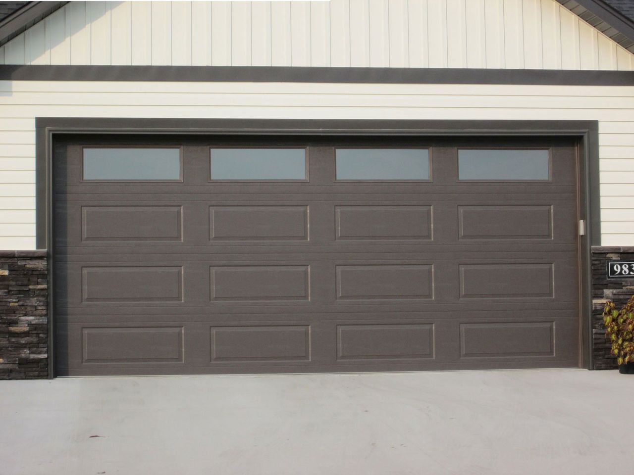 #1 Long Raised Panel Brown Long Plain Glass