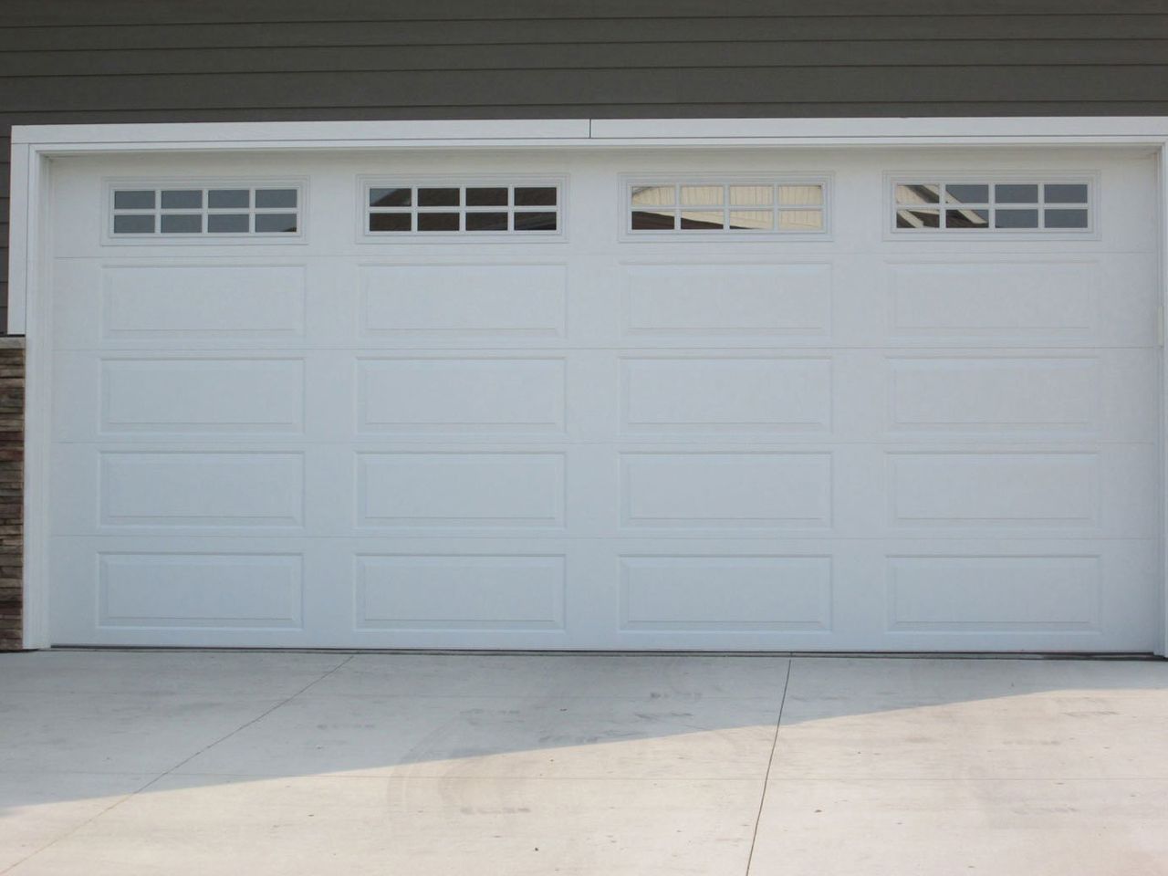 #2 Long Raised Panel White With Stockton Windows