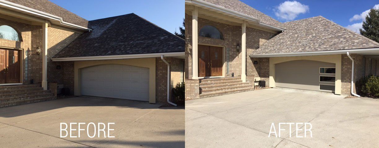 #3 Flush Panel Sandtone Long Plain Glass in Almond Frame