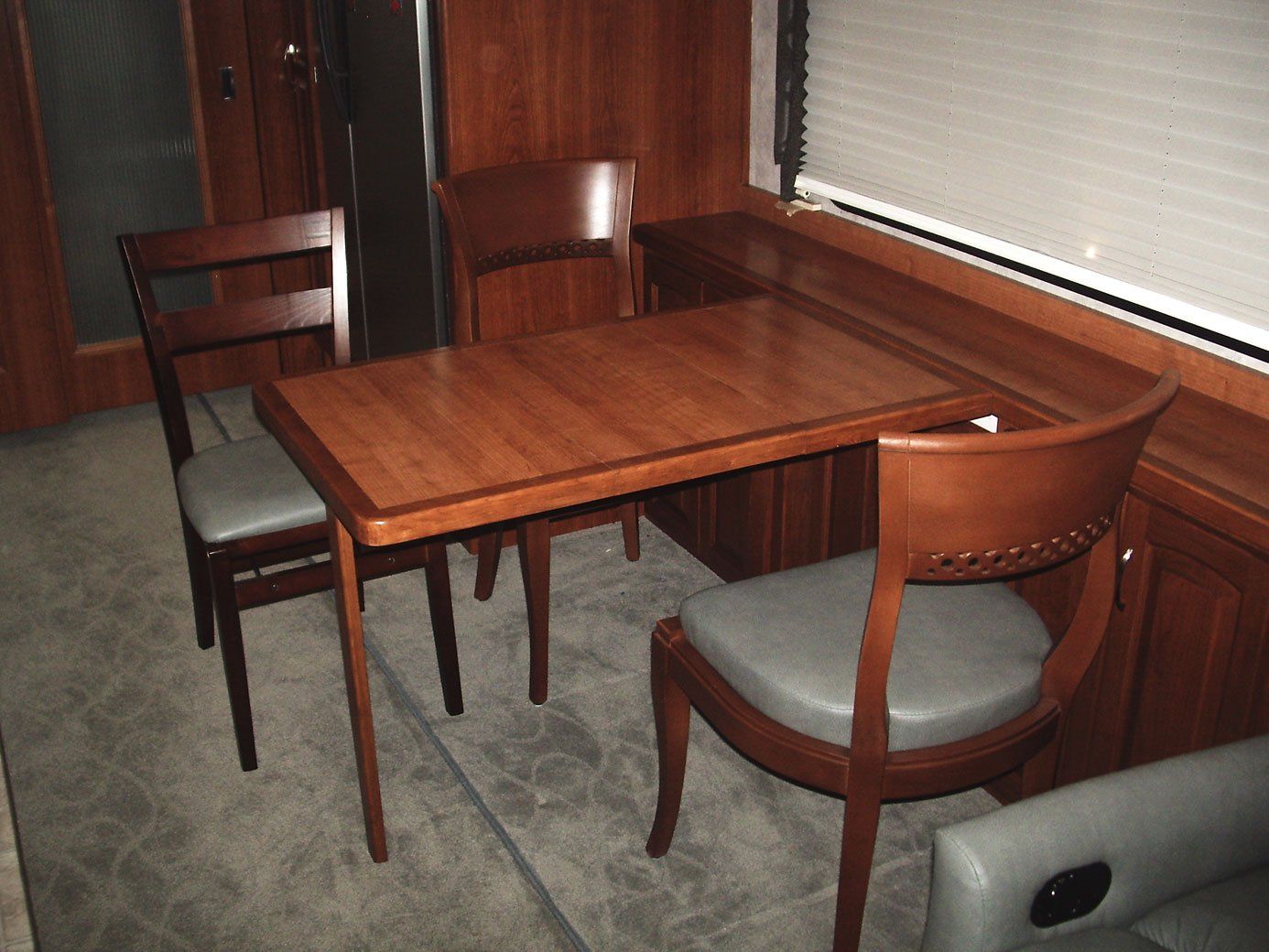 Rv furnitures
