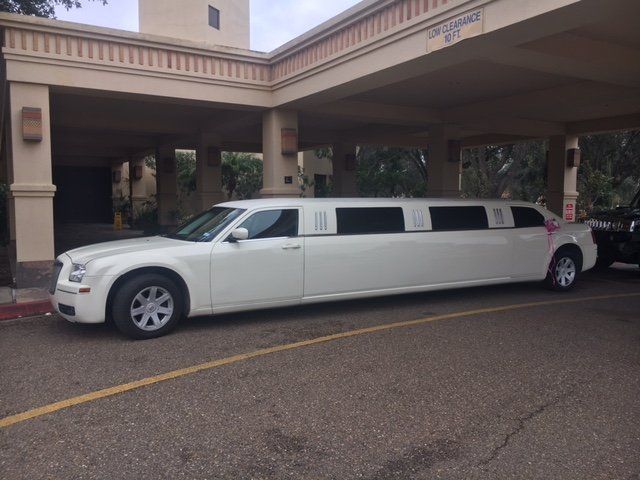 Escalade limo left side