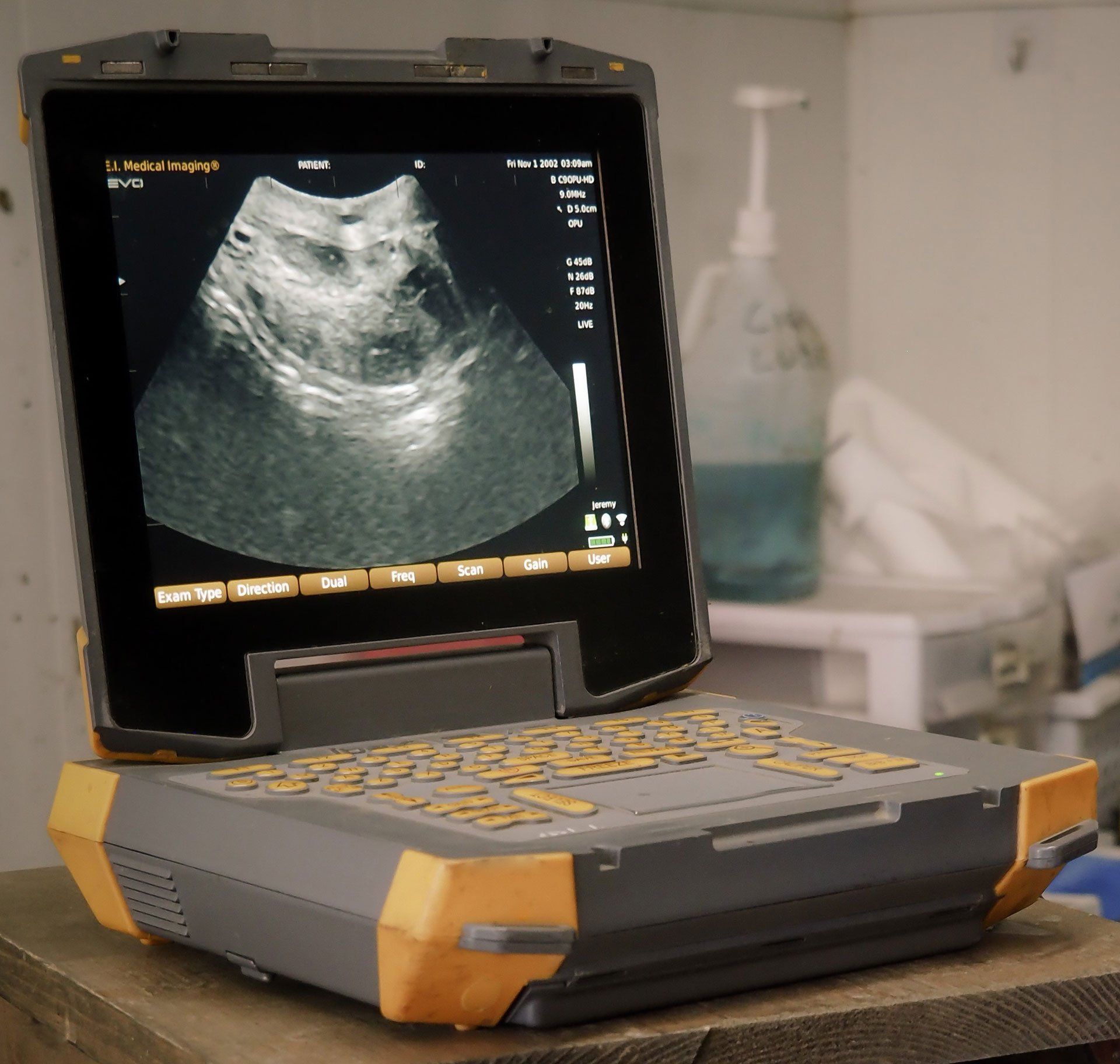 Veterinary ultrasound equipment