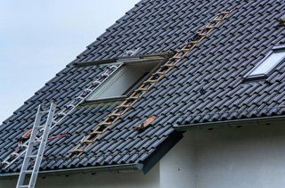 Roof metal tiles