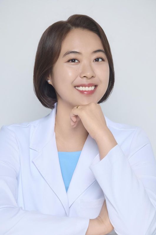Dr Mimi Quynh-Huong Nguyen