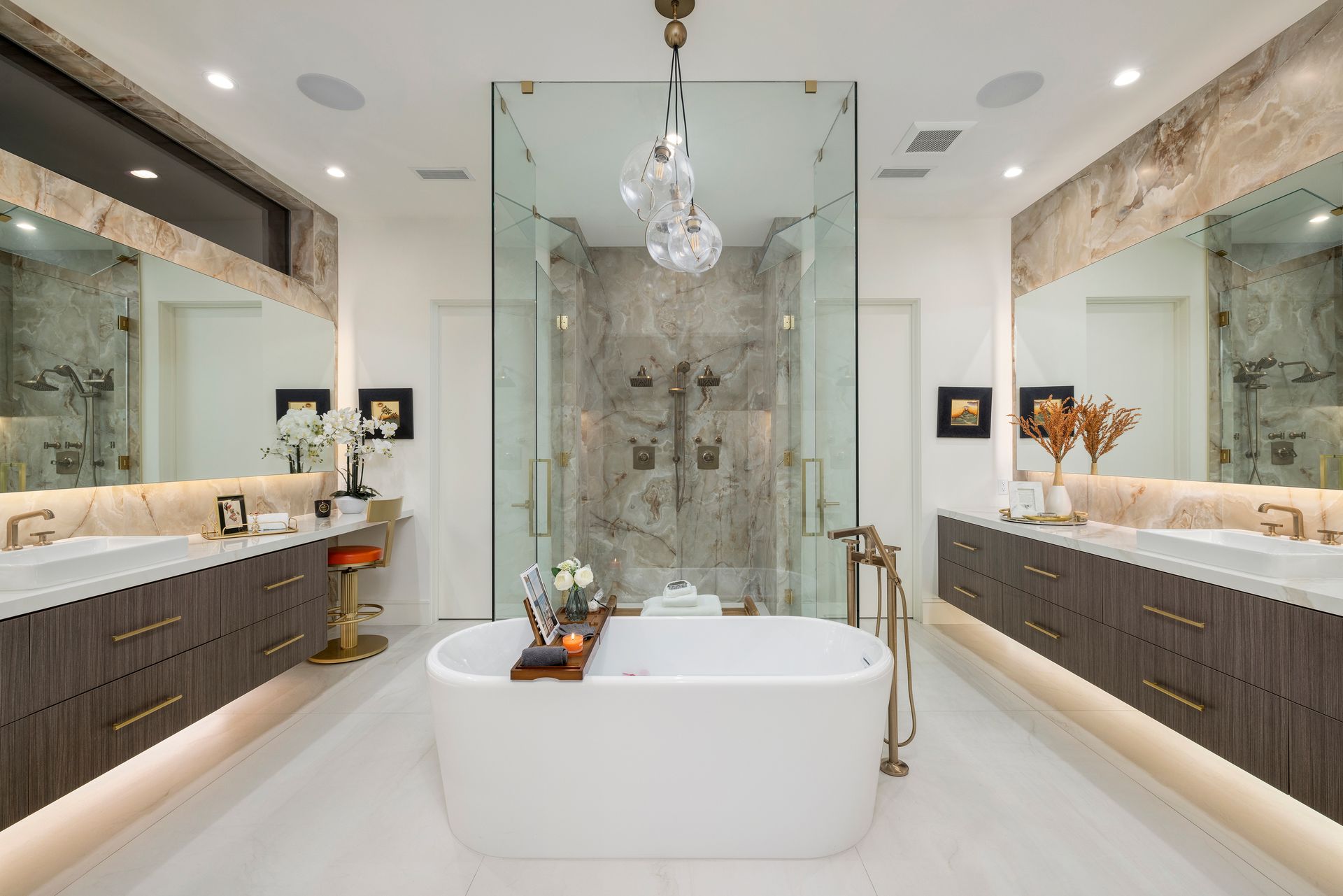 Beautiful bathroom with bathtub