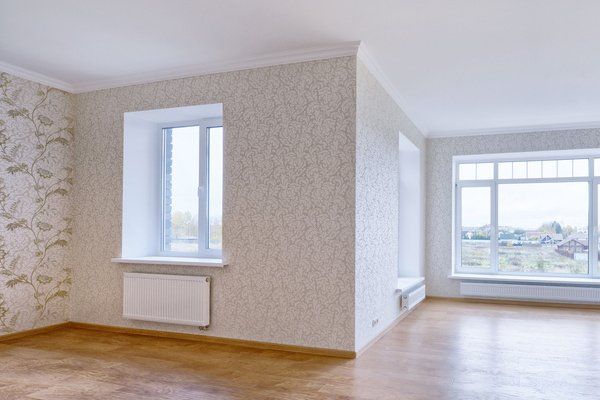 Room with patterned wall