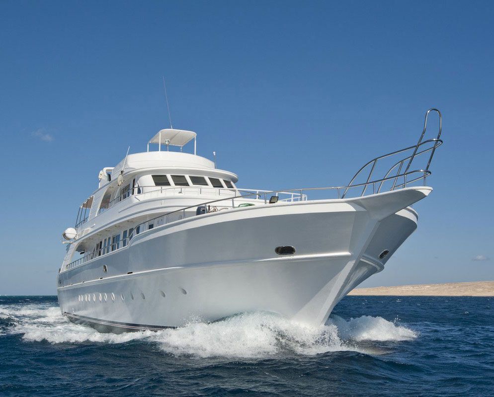 Yacht