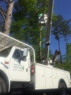 Bucket truck service