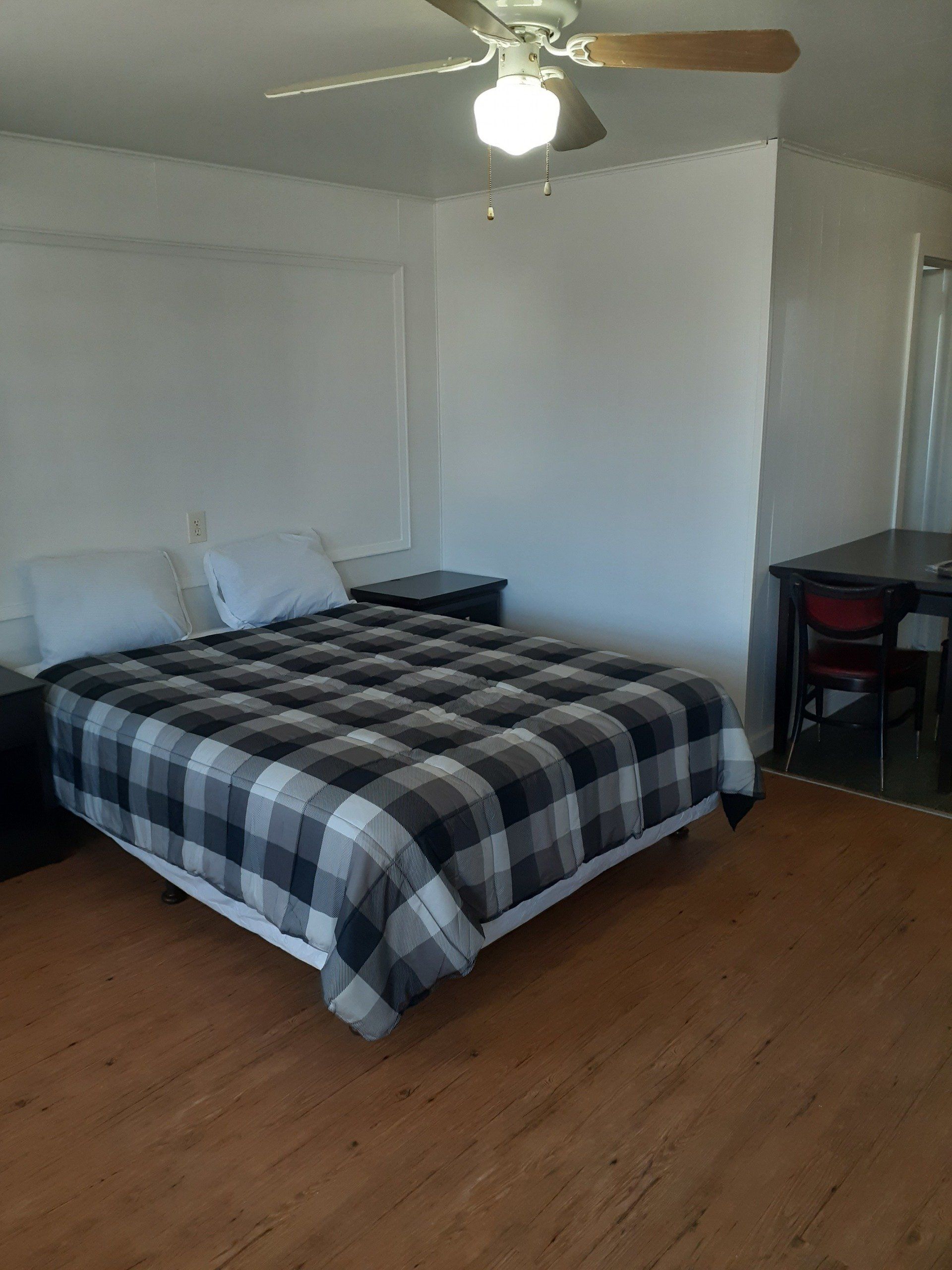 New Leaf Properties LLC Deluxe Motor Lodge Gallery Twin Falls, ID