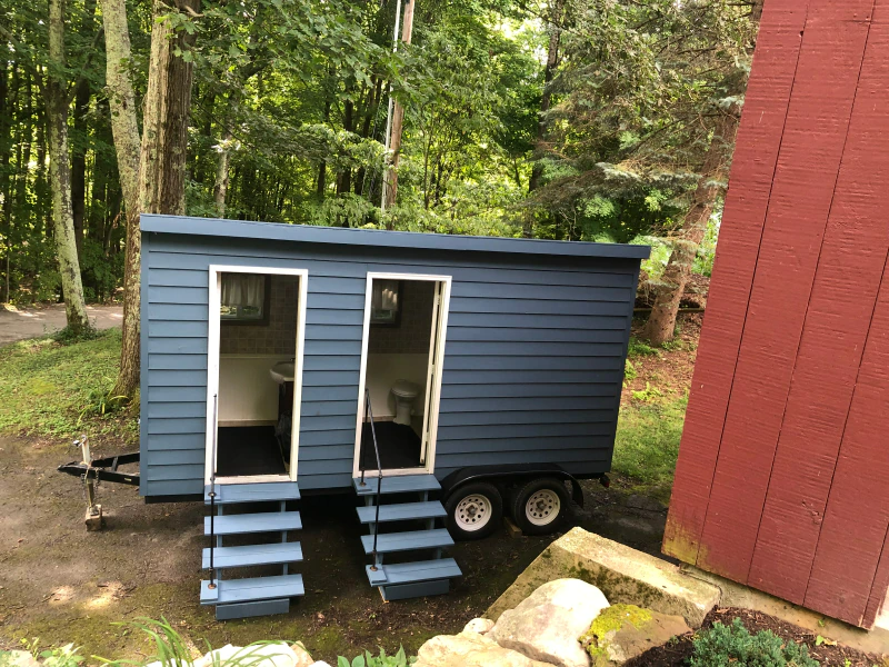 Wedding bathroom trailer