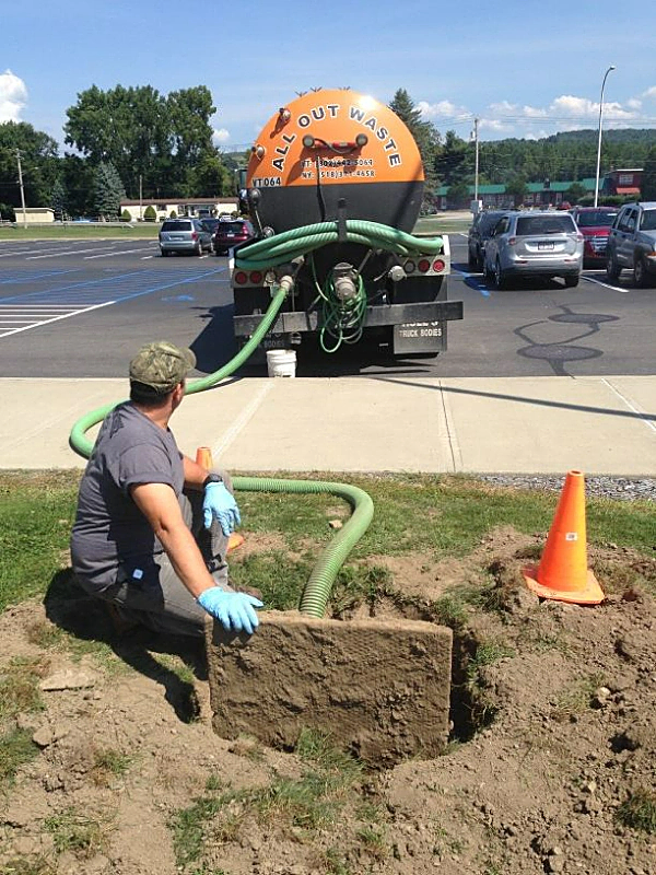 Septic maintenance services