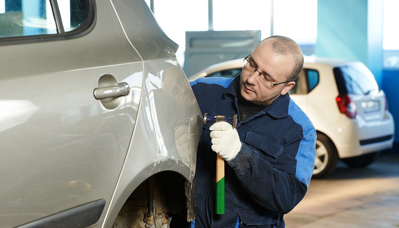 Schok's Auto Body repair shop photo 4