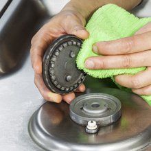 Cleaning gas stove burner