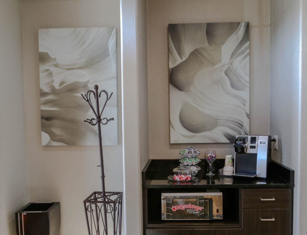 Dental Design Studio: Richard K. Whalen D.D.S. Reception area