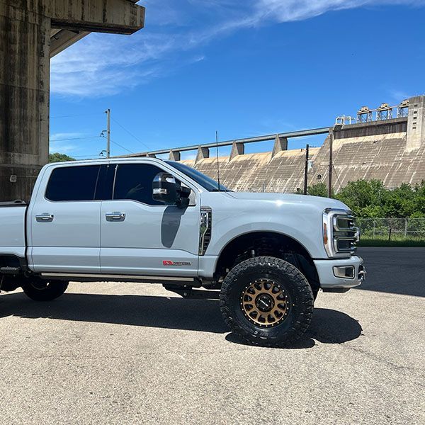 Don Rucker Tire & Auto