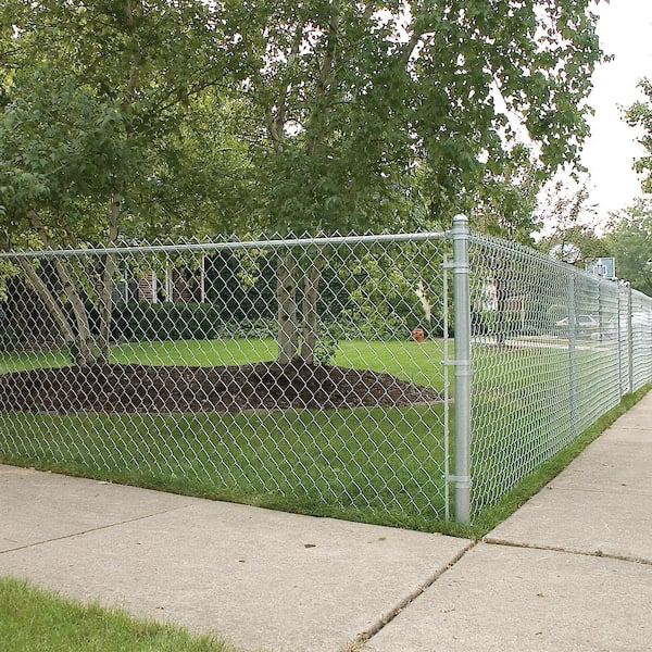 Chainlink fence park