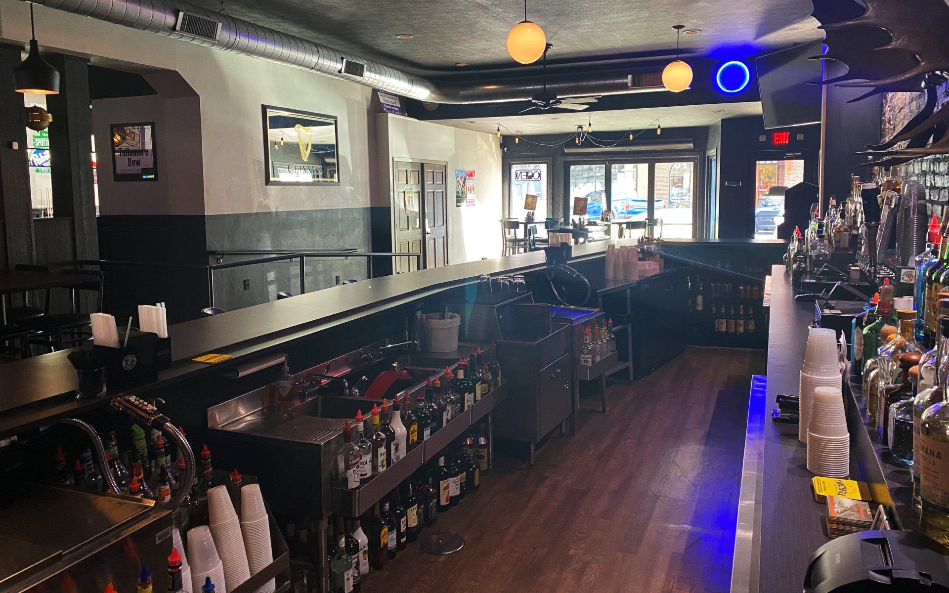 Hatley's Pub Bar and Restaurant Beloit, WI