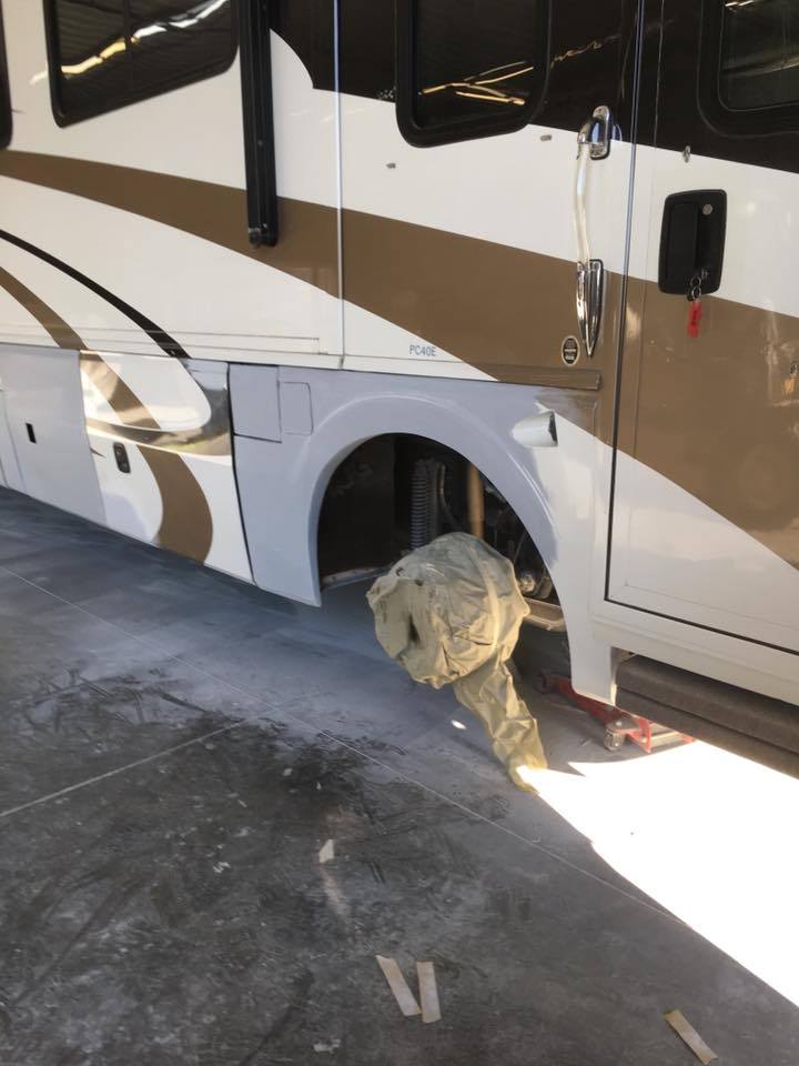 RV collision and paint repair services