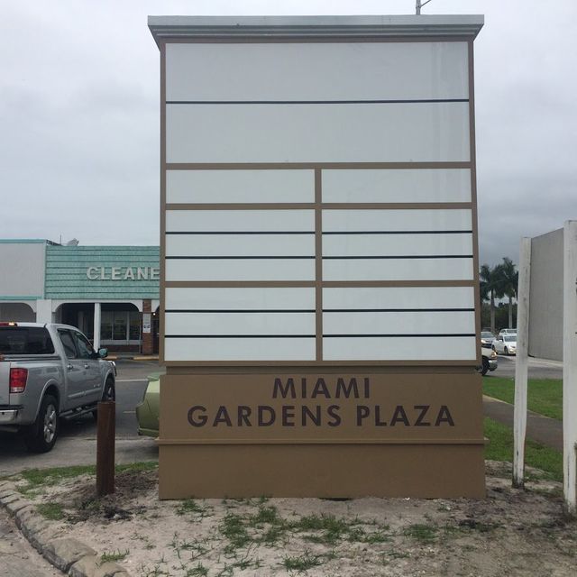 Miami Gardens Plaza