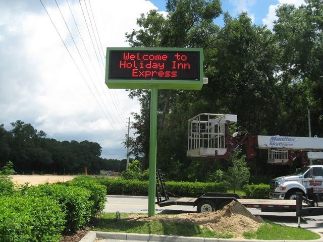 Welcome to Holiday Inn Express