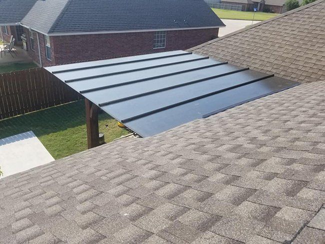 Polycarbonate roof