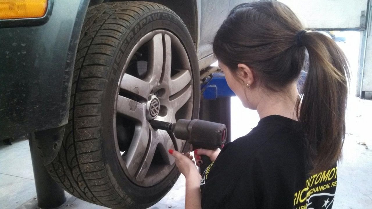 Caption Expert Tire Mount and Balance